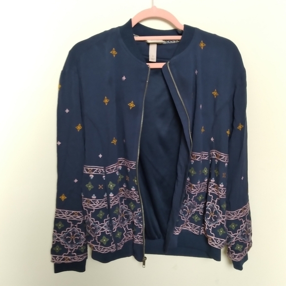 Knox Rose Lightweight Blue and Pink Embroidered Bomber Jacket Size Small - Picture 6 of 12